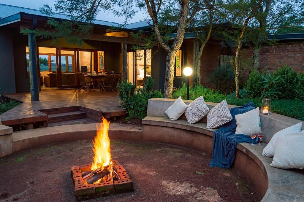 Hilton Bush Lodge & Function Venue Exteriör bild