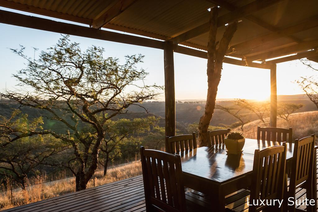 Hilton Bush Lodge & Function Venue Exteriör bild